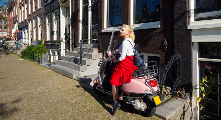 snorfietsverzekering Goedkoopste snorfietsverzekering vergelijken en afsluiten